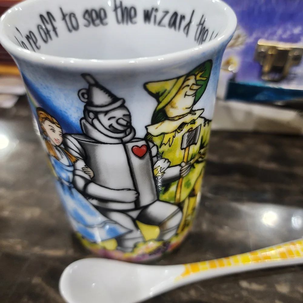 Wizard of Oz Themed Mug Set with Box